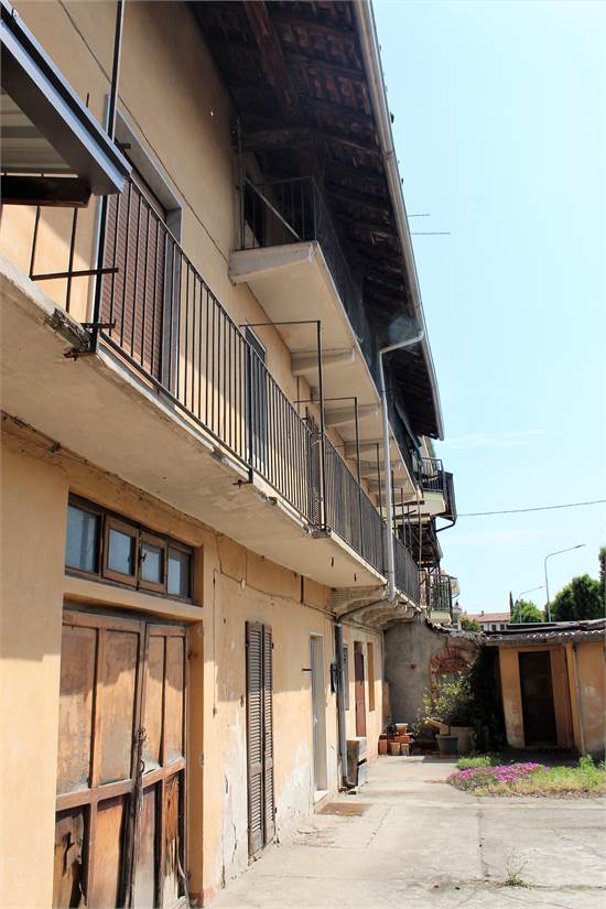 Esterno