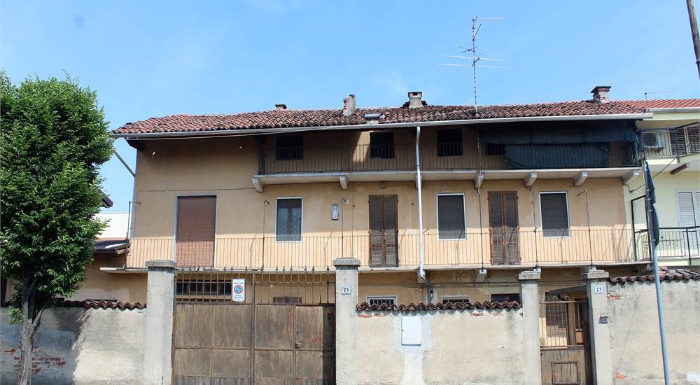 Esterno