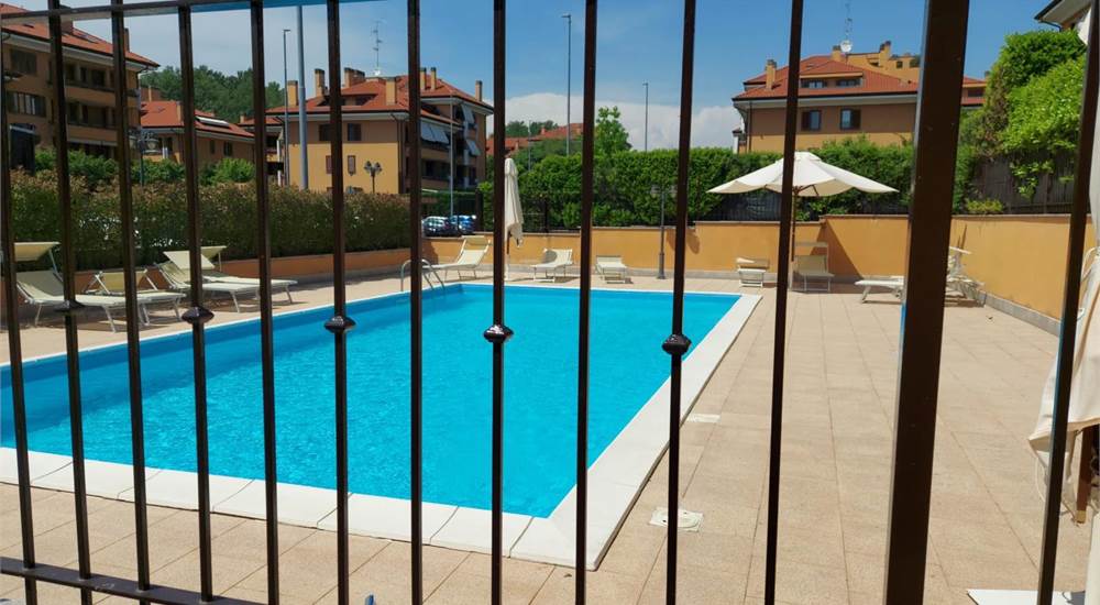 Piscina condominiale 