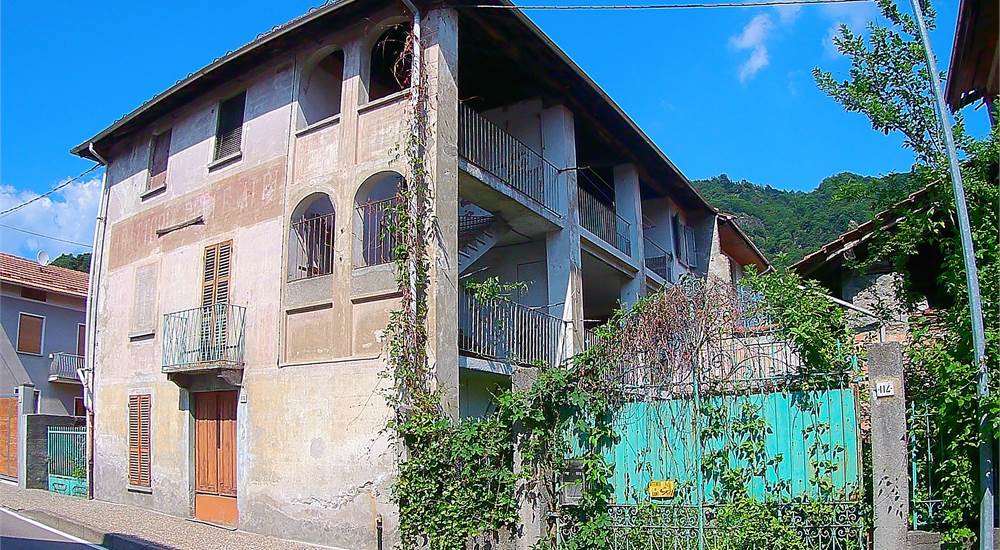 Esterno